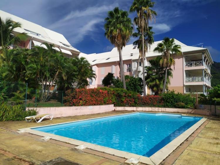 Charmant Appartement En Bord De Mer Avec Piscine Gourbeyre Exterior foto